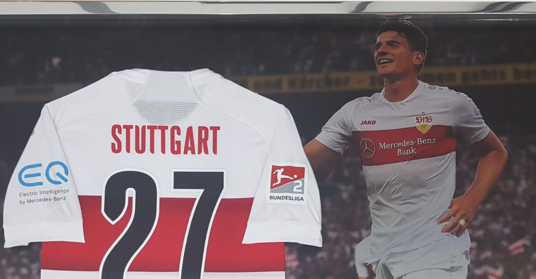  Mario Gomez Rahmen  