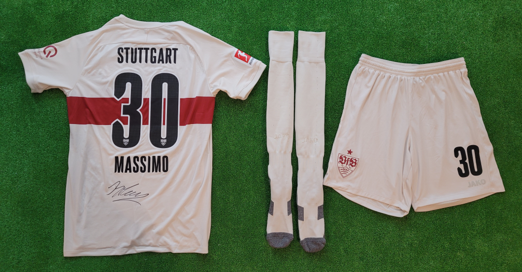  Massimo Sonderoutfit 