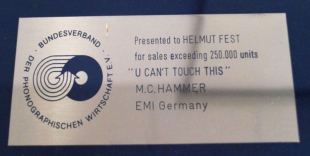  MC Hammer Gold Award 