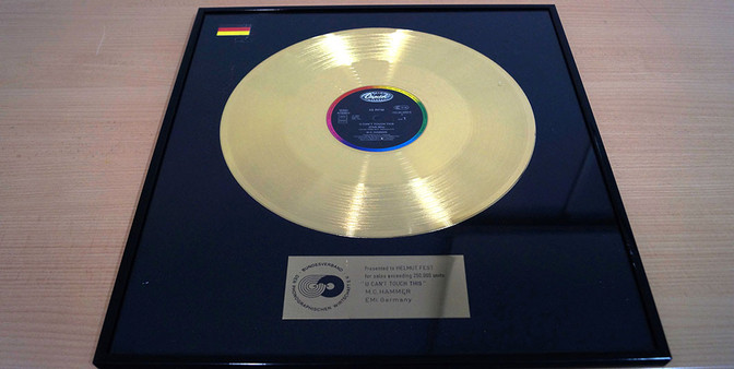 MC Hammer Gold Award   MC Hammer Gold Award