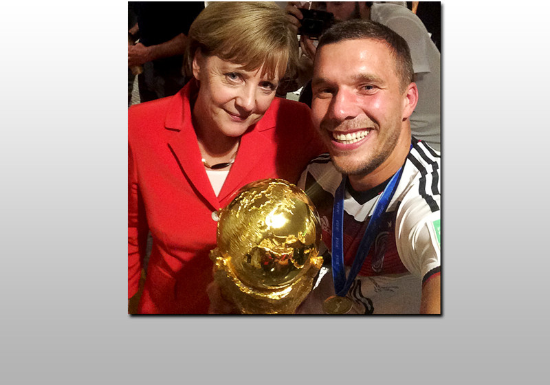 Merkel-Podolski-Selfie   Merkel-Podolski-Selfie