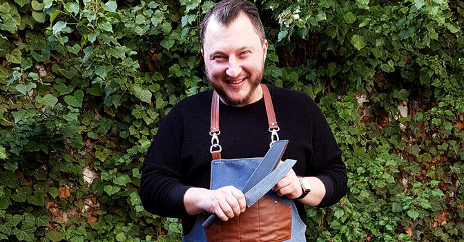 Messer und Schürze Lege   Messer und Schürze Lege