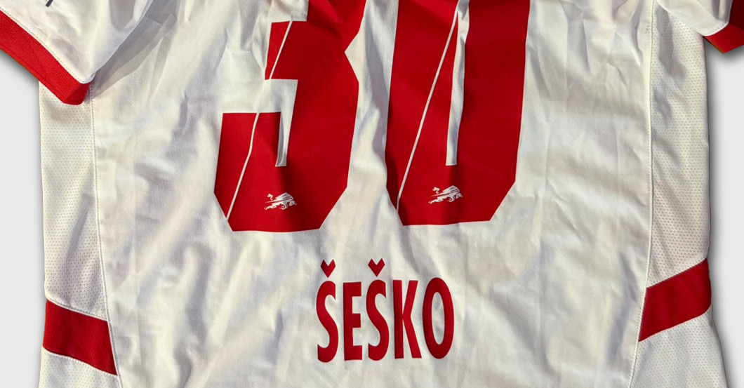 MG Trikot Sesko   MG Trikot Sesko