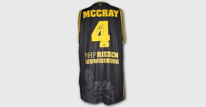 MHP Riesen Trikot McCray   MHP Riesen Trikot McCray