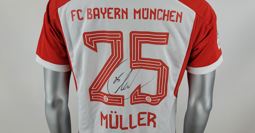 Müller FCB-Trikot   Müller FCB-Trikot