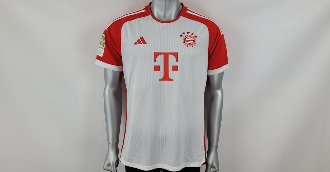 Müller FCB-Trikot   Müller FCB-Trikot