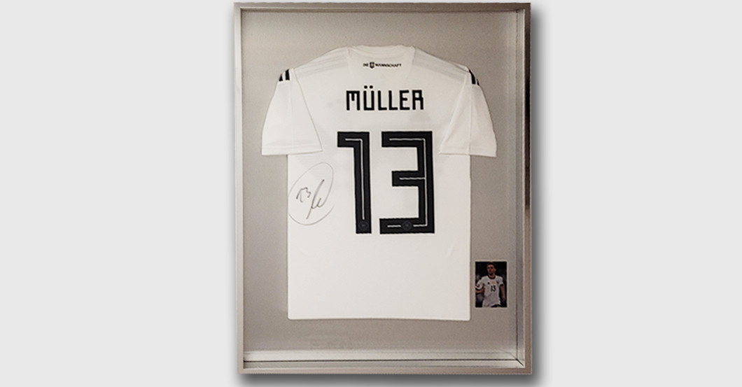  Müller Rahmen signiert 