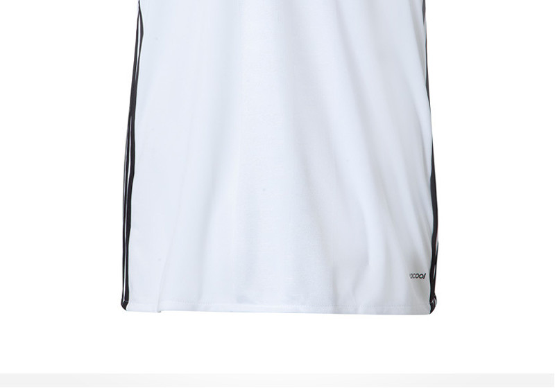  Mustafi Trikot gewidmet 