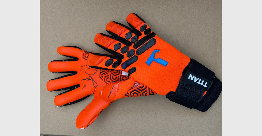  NCL Handschuhe Adler 