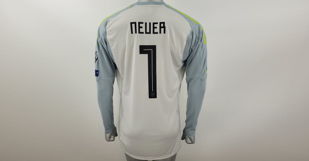  Neuer DFB Trikot signiert 