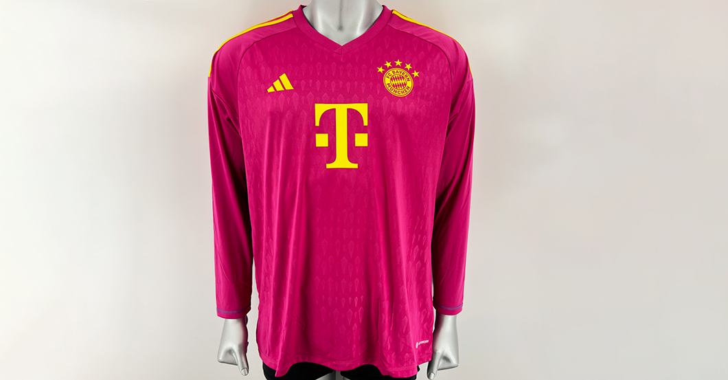 Neuer FCB-Trikot    Neuer FCB-Trikot