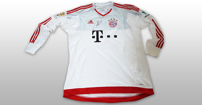  Neuer Trikot getragen 