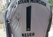  Neuer Trikot Unterschrift 