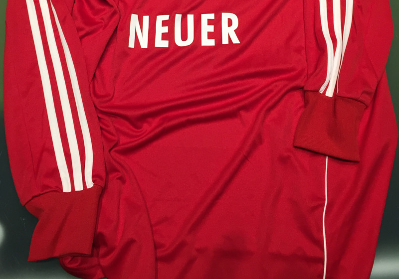  Neuers Bayern-Trikot  