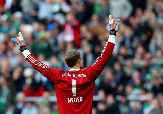 Neuers Bayern-Trikot    Neuers Bayern-Trikot