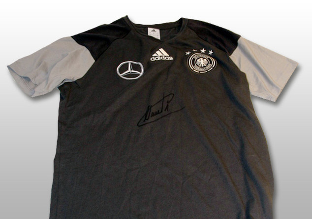 Neuers DFB Shirt    Neuers DFB Shirt