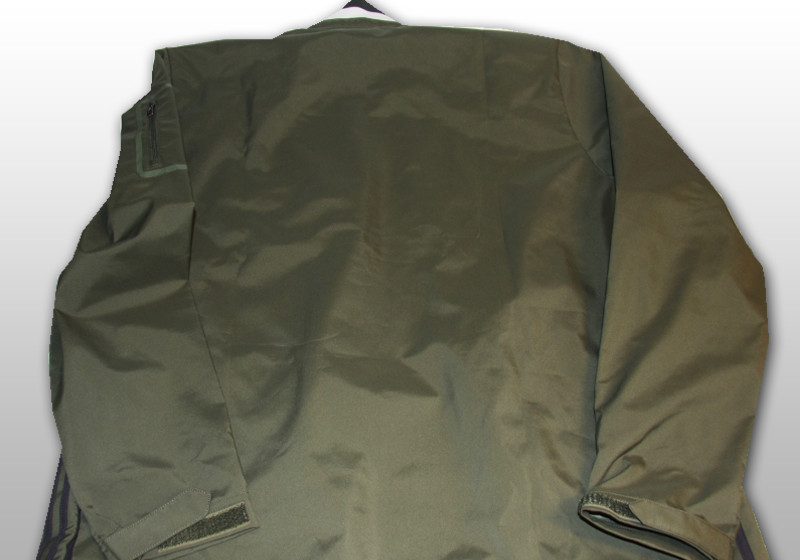 Neuers Outdoorjacke   Neuers Outdoorjacke