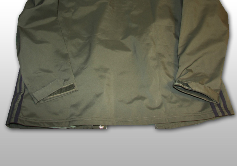 Neuers Outdoorjacke   Neuers Outdoorjacke