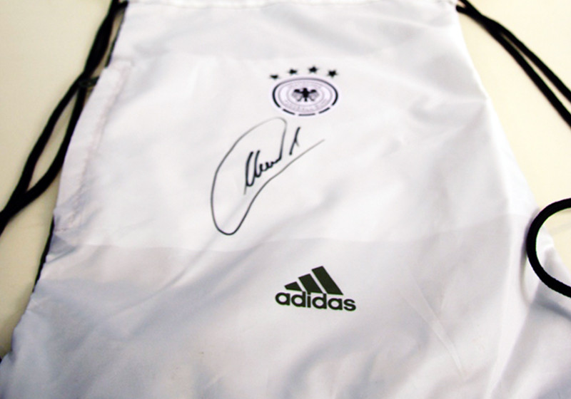 Neuers signierter Beutel   Neuers signierter Beutel