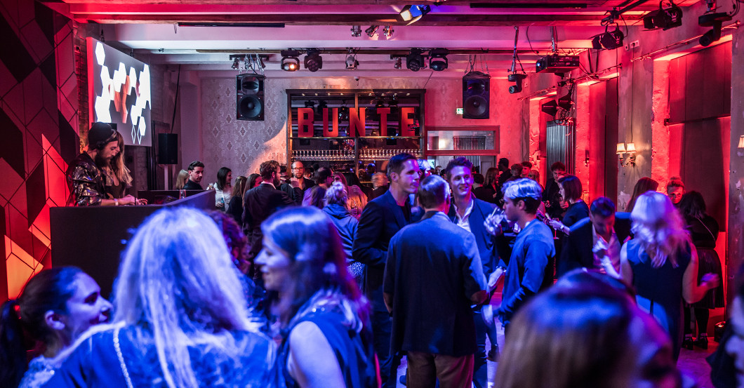  new faces award Style 