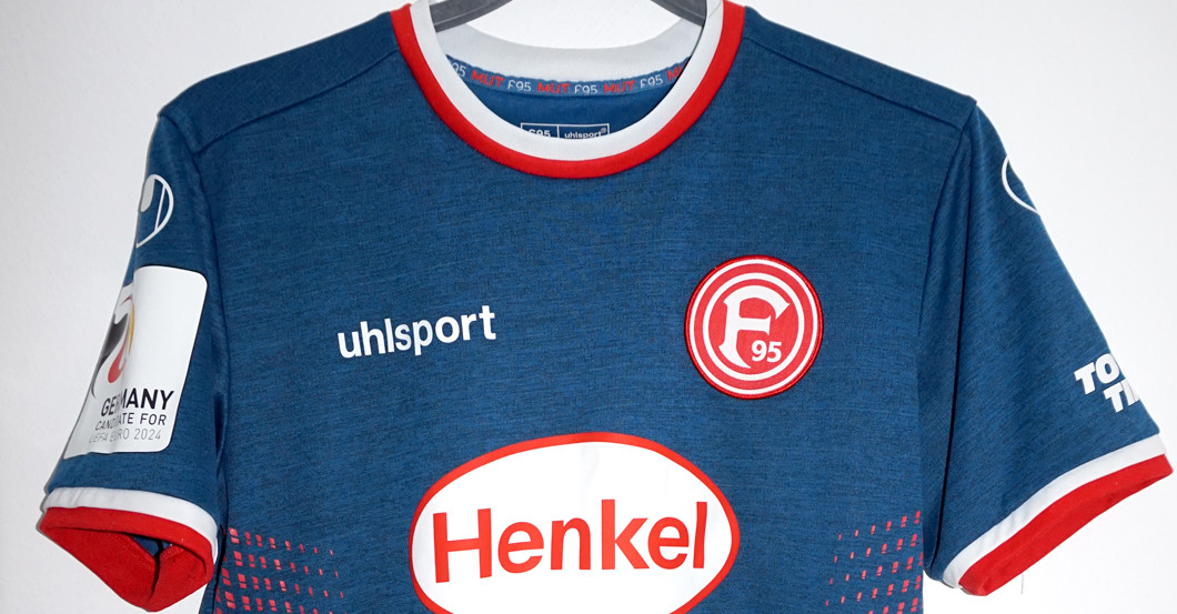 Niko Gießelmann Trikot   Niko Gießelmann Trikot