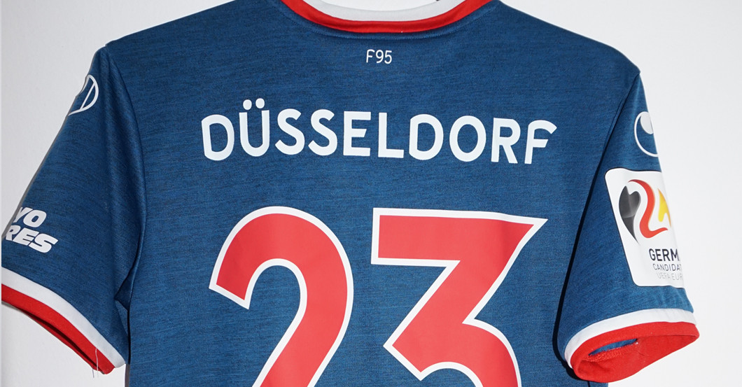 Niko Gießelmann Trikot   Niko Gießelmann Trikot