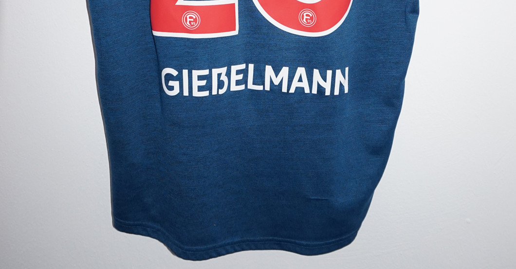 Niko Gießelmann Trikot   Niko Gießelmann Trikot