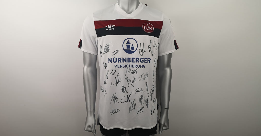  Nürnberg Trikot signiert 