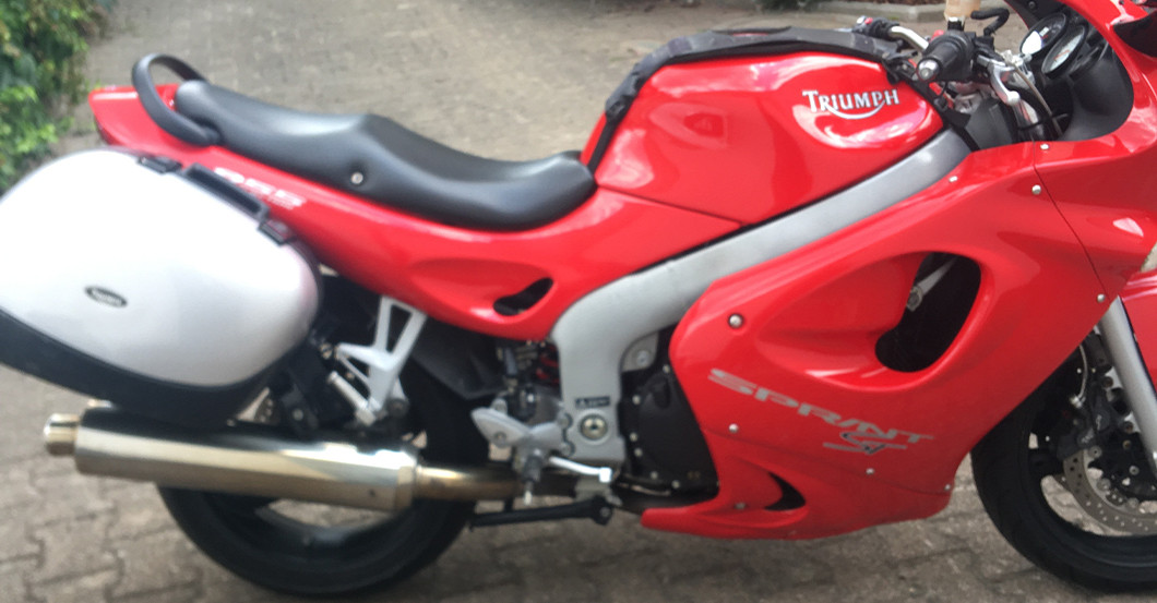 Oldtimer rotes Motorrad    Oldtimer rotes Motorrad