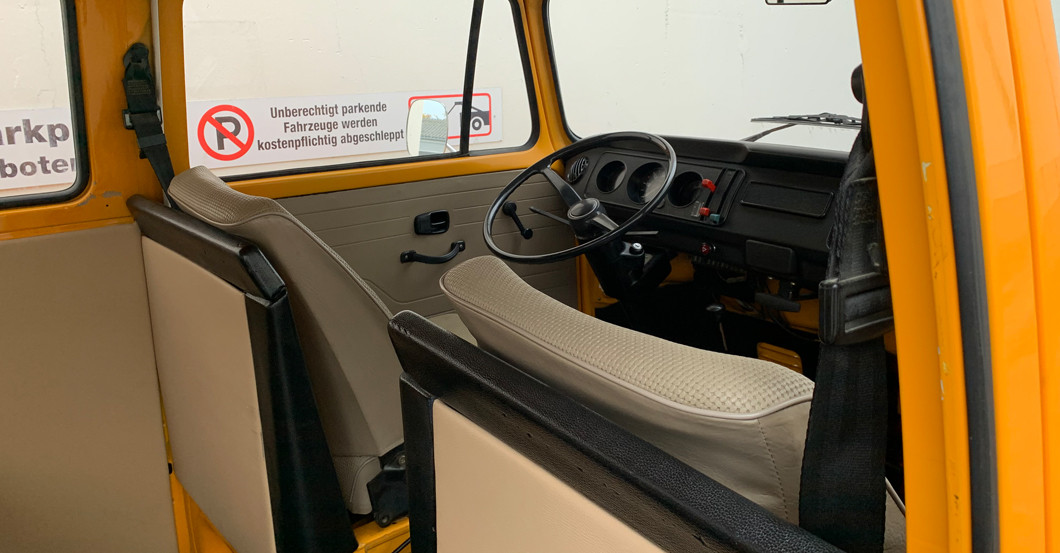 Oldtimer VW Bus   Oldtimer VW Bus