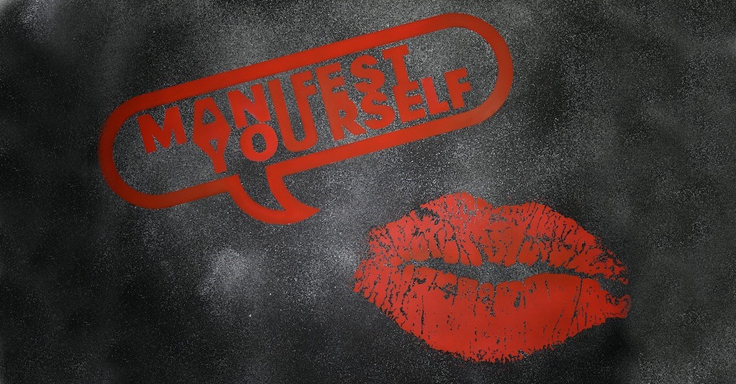 Olivia Jones Kuss   Olivia Jones Kuss