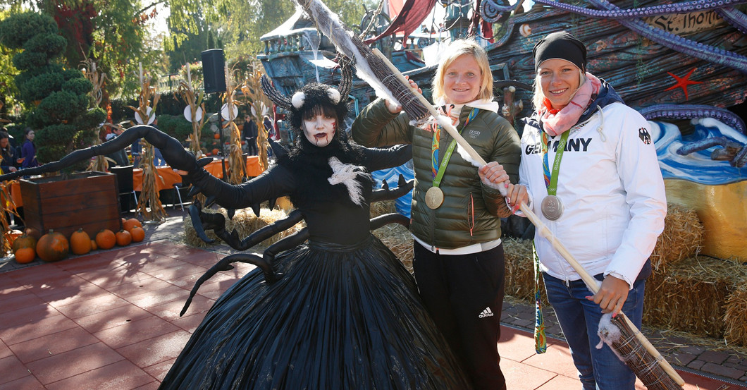 Olympia Banner signiert   Olympia Banner signiert