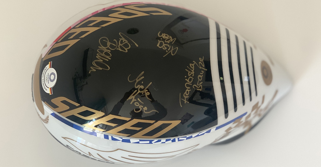 Olympia Radhelm   Olympia Radhelm