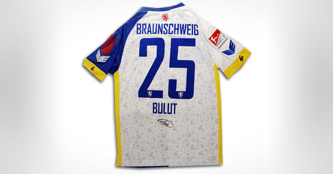 Onur Buluts Sondertrikot   Onur Buluts Sondertrikot