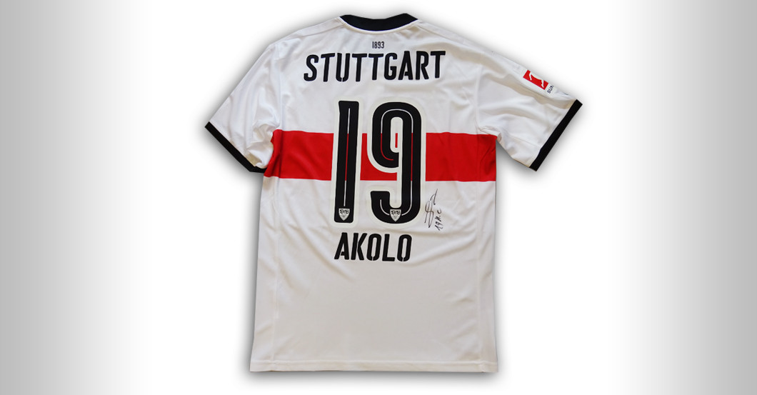  Outfit Chadrac Akolo 