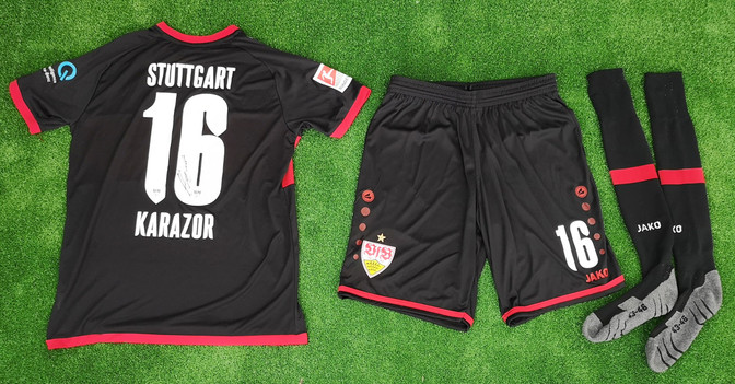  Outfit Danke Karazor 