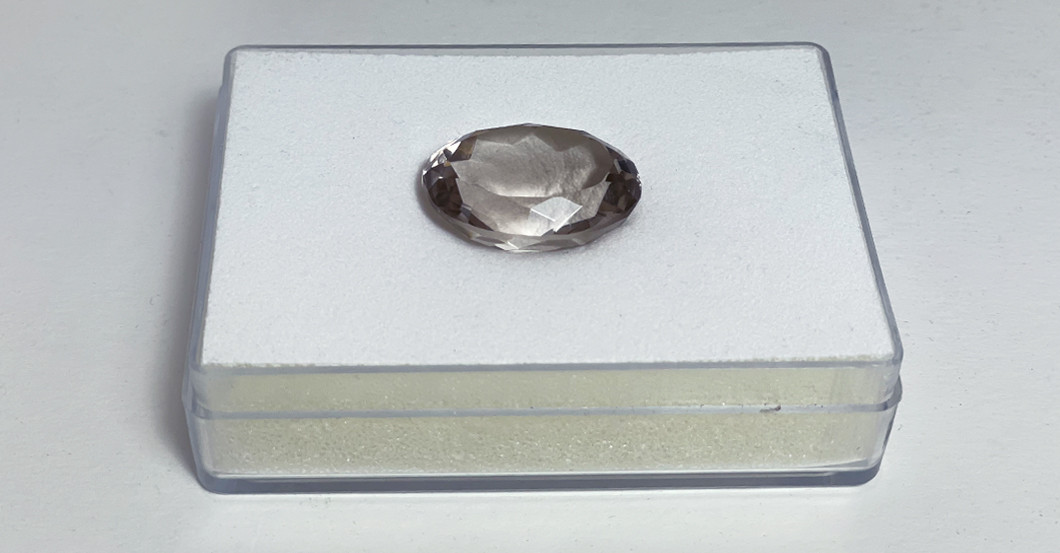 Ovaler Bergkristall   Ovaler Bergkristall