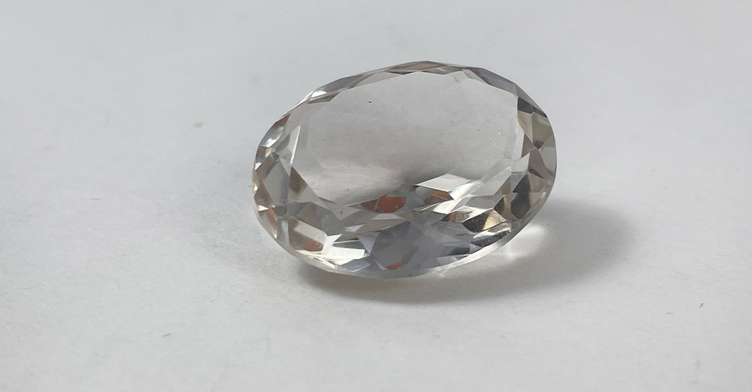 Ovaler Bergkristall   Ovaler Bergkristall