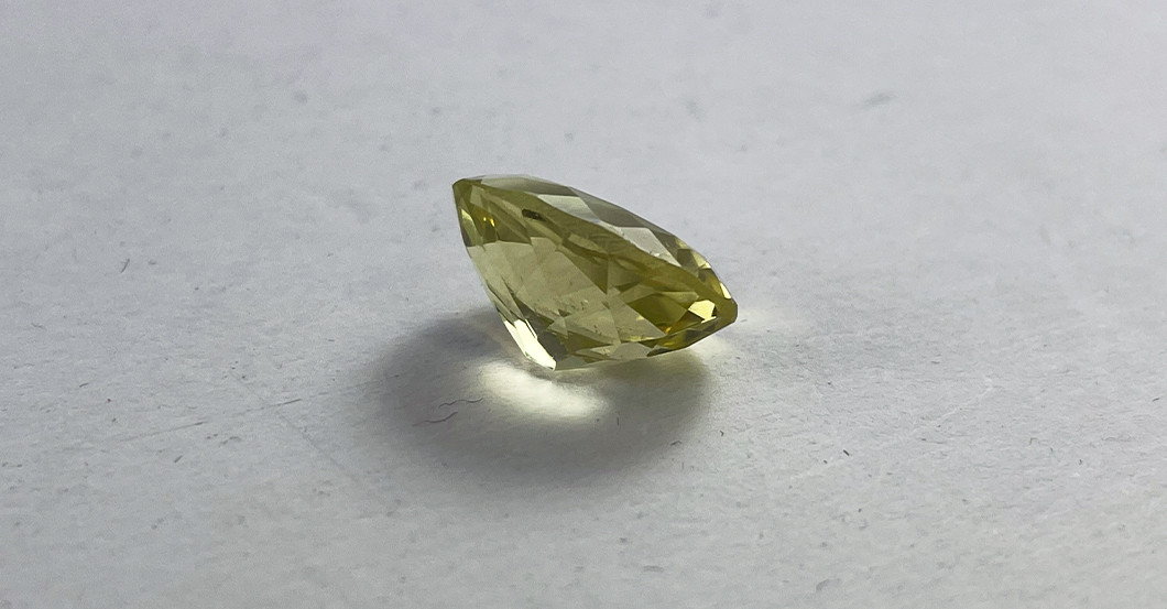 Ovaler Lemon-Citrin    Ovaler Lemon-Citrin