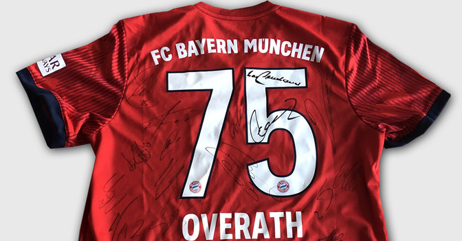 Overath Bayern Trikot   Overath Bayern Trikot