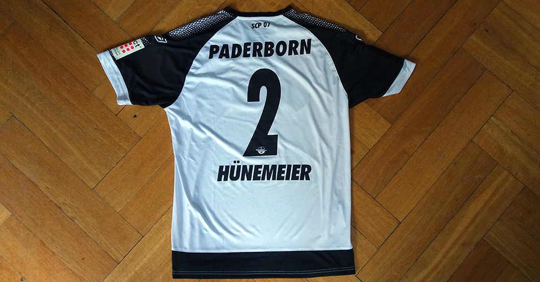  Paderborn teamsigniert 