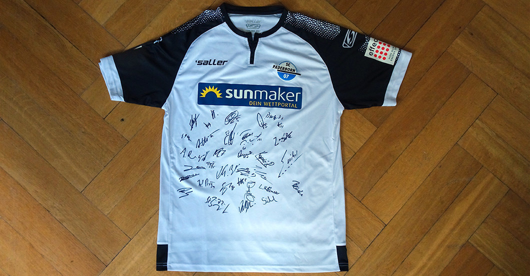  Paderborn teamsigniert 