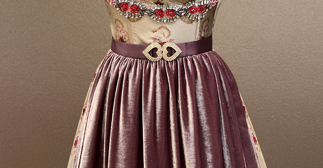 Paltinger Dirndl   Paltinger Dirndl