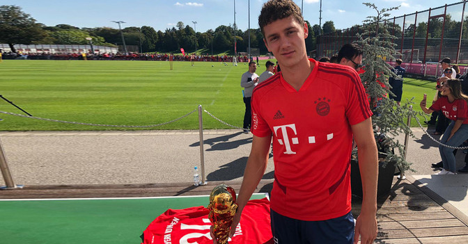 Pavard Trikot Pokal   Pavard Trikot Pokal