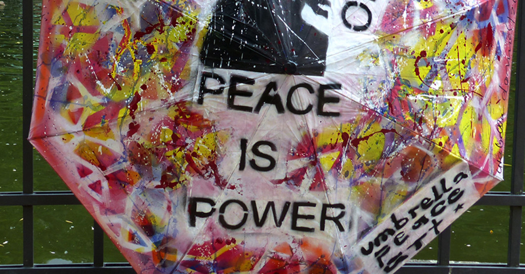 Peace is Power Schirm   Peace is Power Schirm