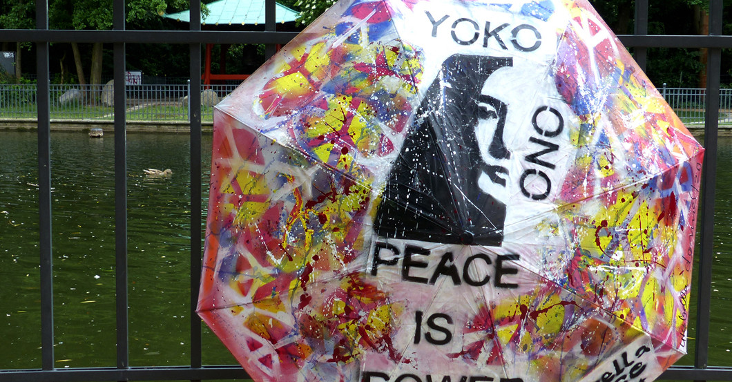  Peace is Power Schirm 