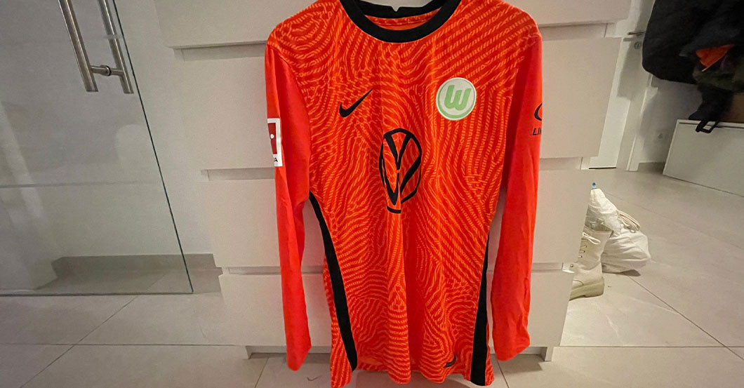  Pervan Trikot Wolfsburg 