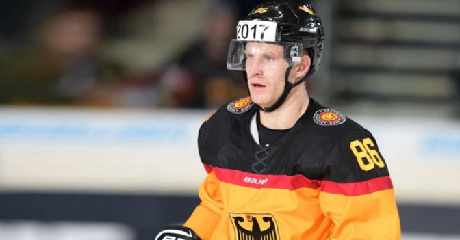 Piettas Eishockey Trikot   Piettas Eishockey Trikot