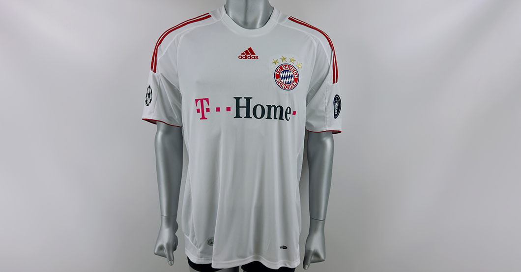 Podolski FCB-Trikot   Podolski FCB-Trikot