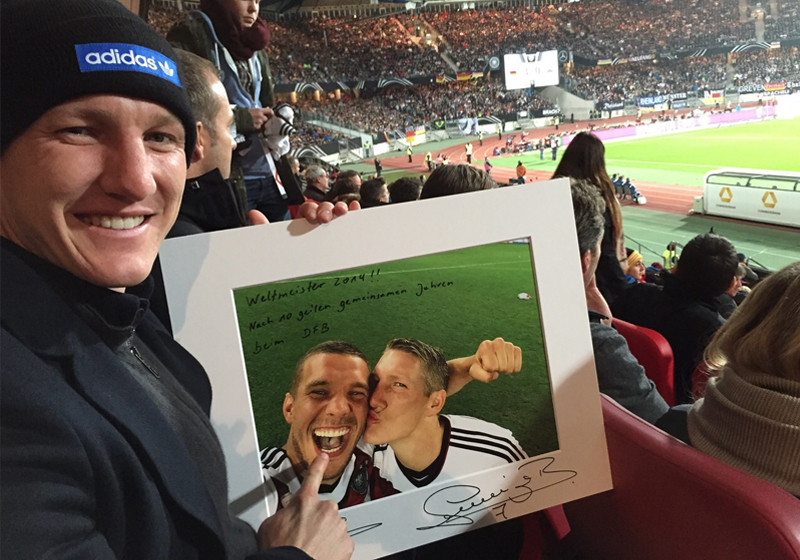 Podolski-Selfie   Podolski-Selfie